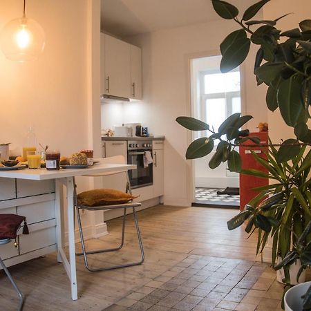 Doppelbett In Heller Wohnung Hamburg Dış mekan fotoğraf